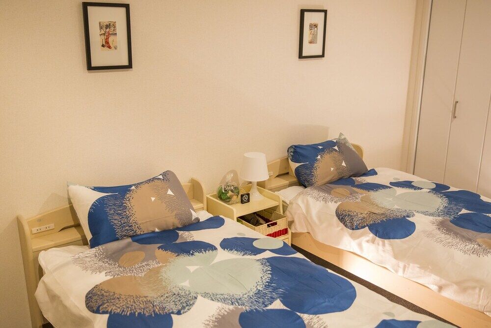 Hostel Viaggio Osaka Bagian luar foto
